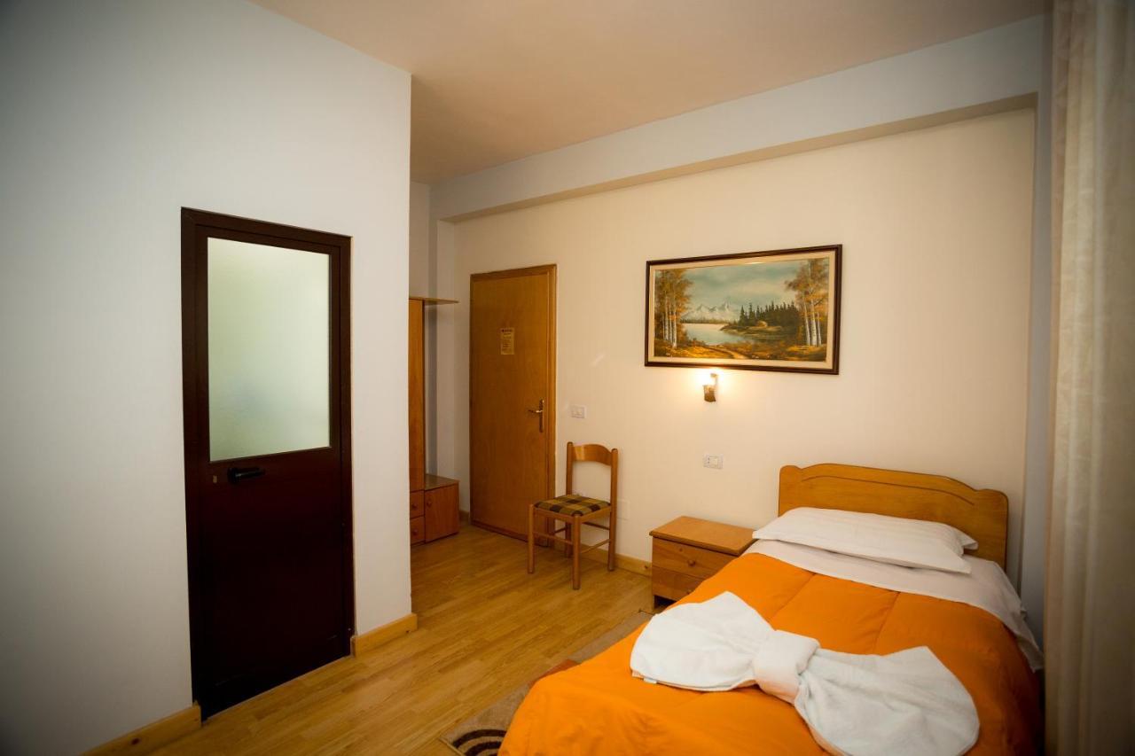 Kolping Hotel Shkodër Exterior foto